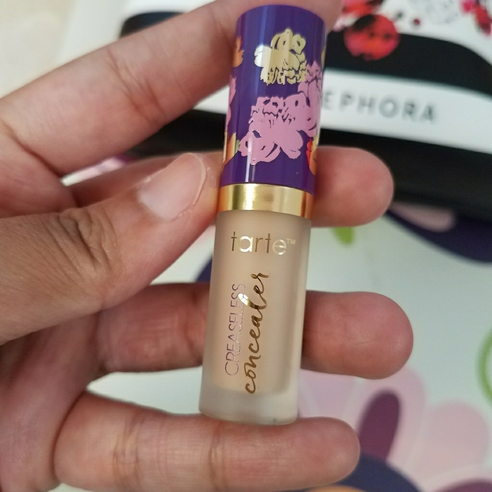 TARTE BUNDLE - Picture 2 of 4